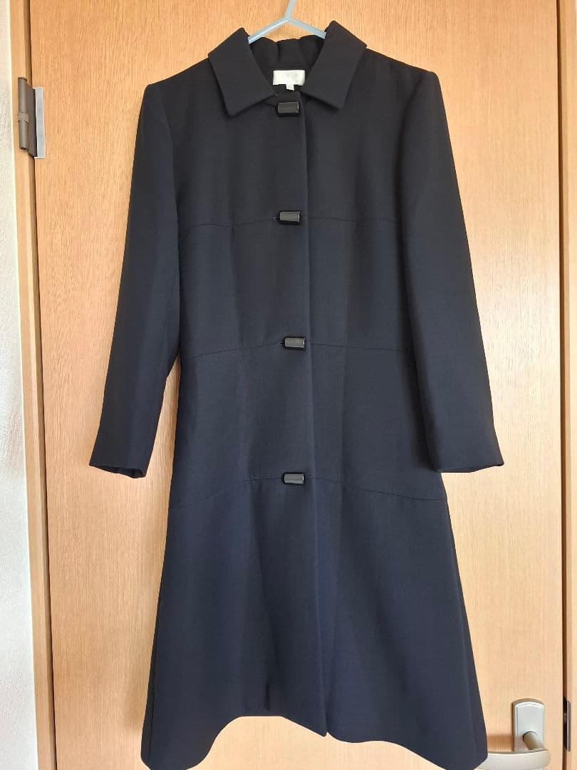 最終値下げ　極美品、希少 PAULEKA ブラック コート サイズ38