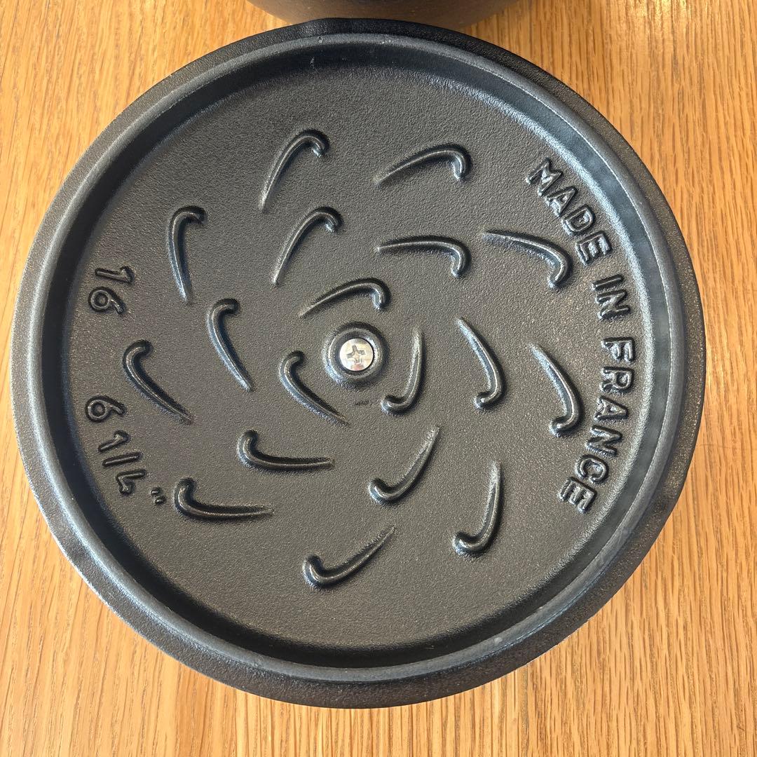 新品未使用　staub ココット de GOHAN　 Mサイズ 16cm