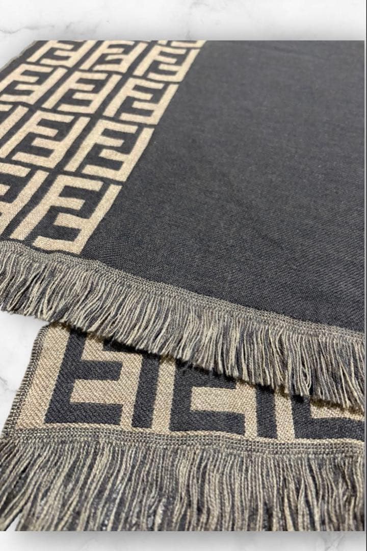 極美品♪FENDIフェンディ♪ズッカ柄 茶系 ストール マフラー ショール