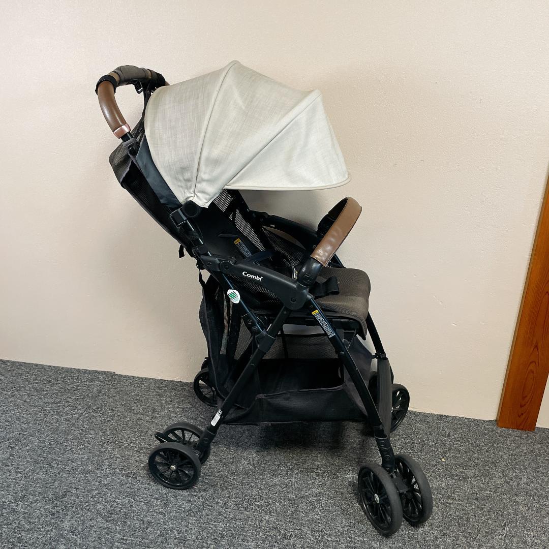 良品　Combi Acbee plus AO B型ベビーカー
