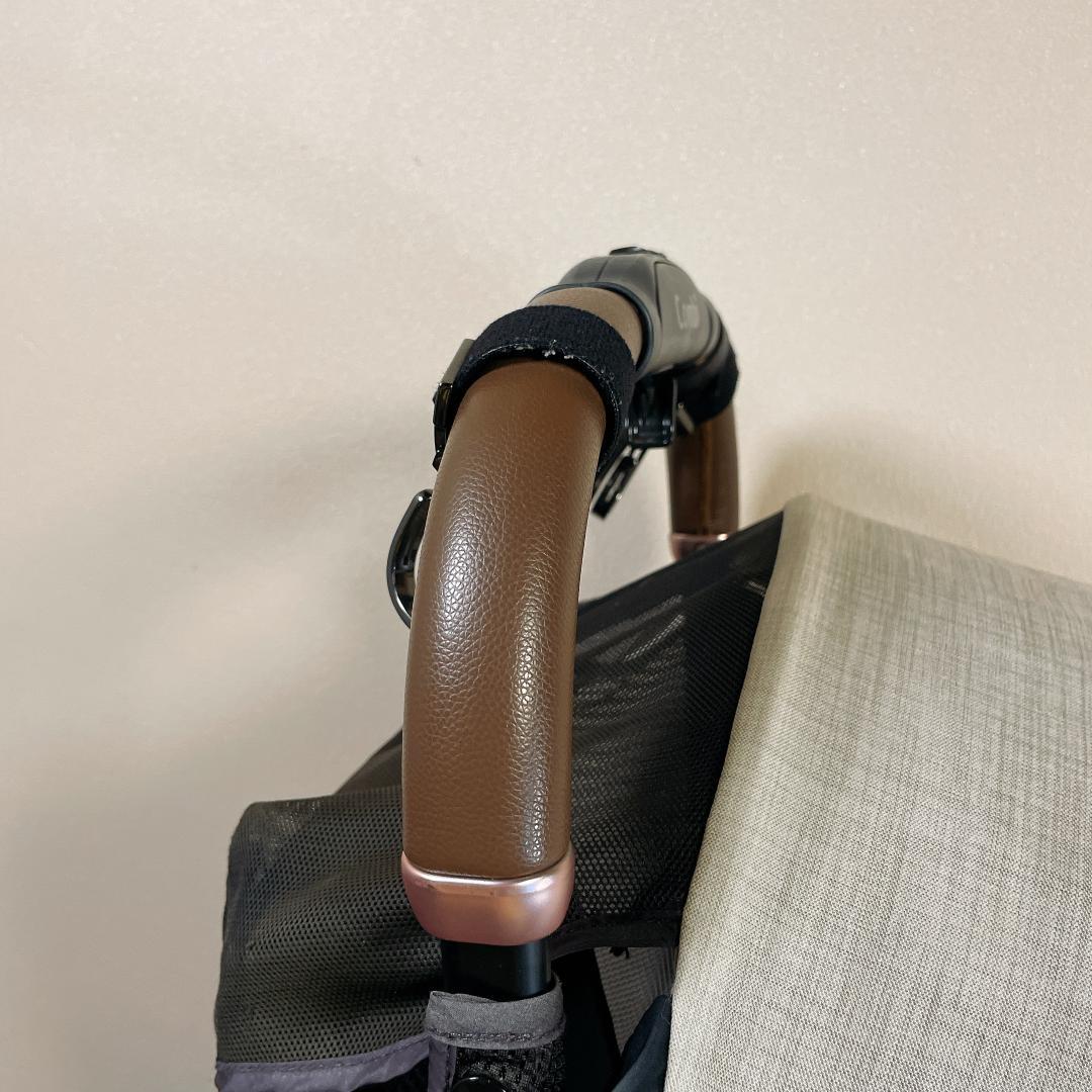 良品　Combi Acbee plus AO B型ベビーカー