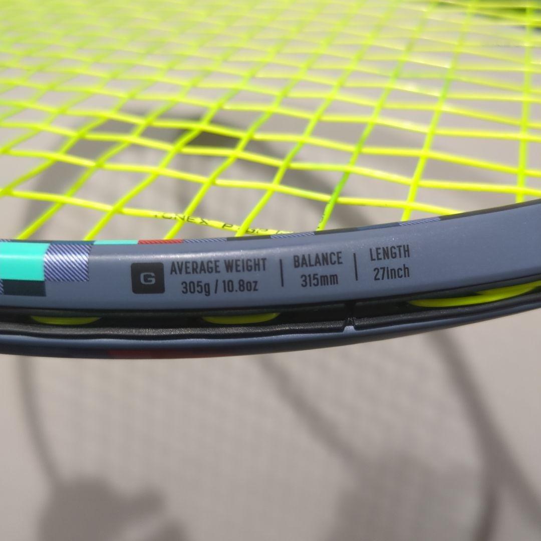 美品　YONEX テニスラケット VCORE98 2020Limited