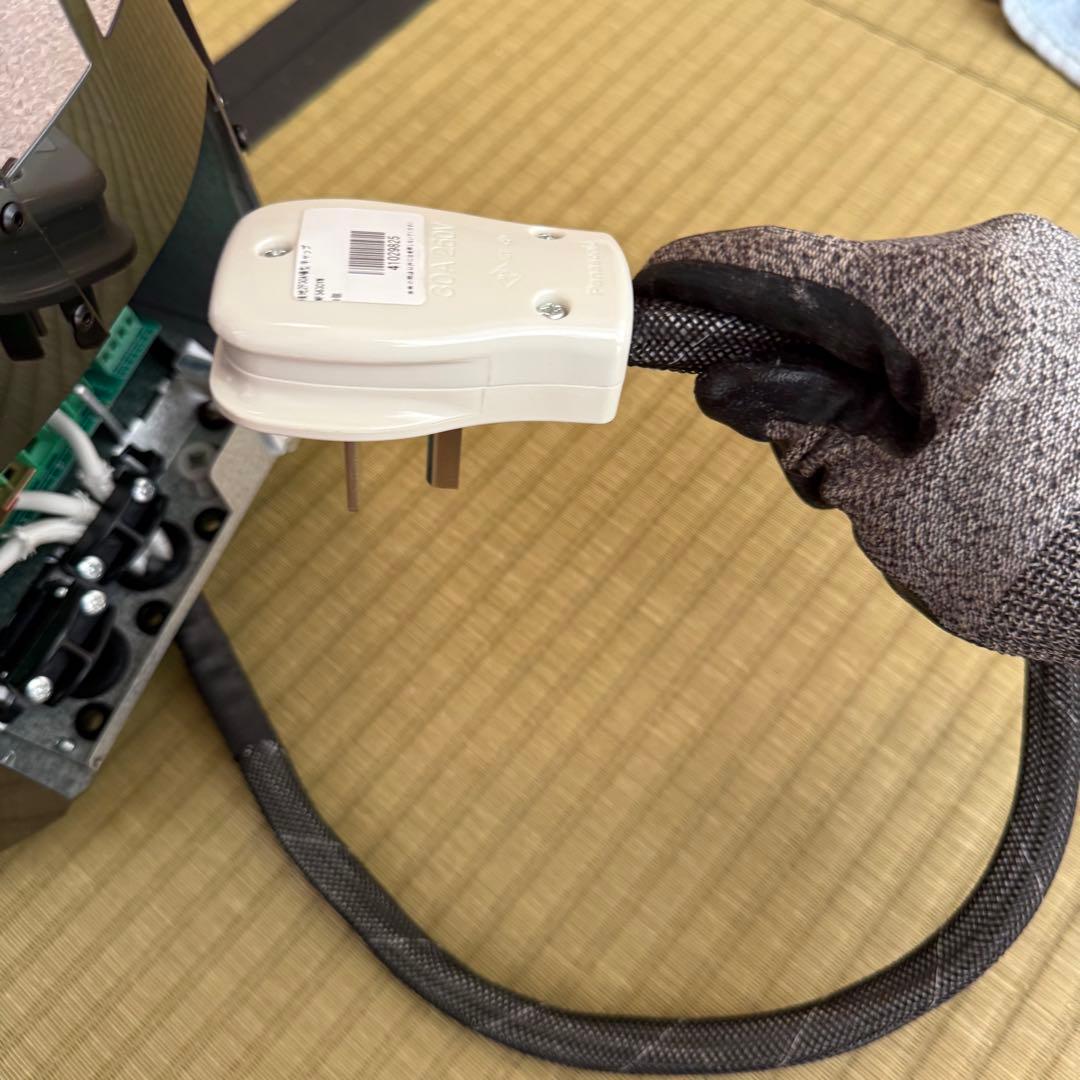 ハルビア サウナヒーター Black Steel（Xenioタッチパネル付き）