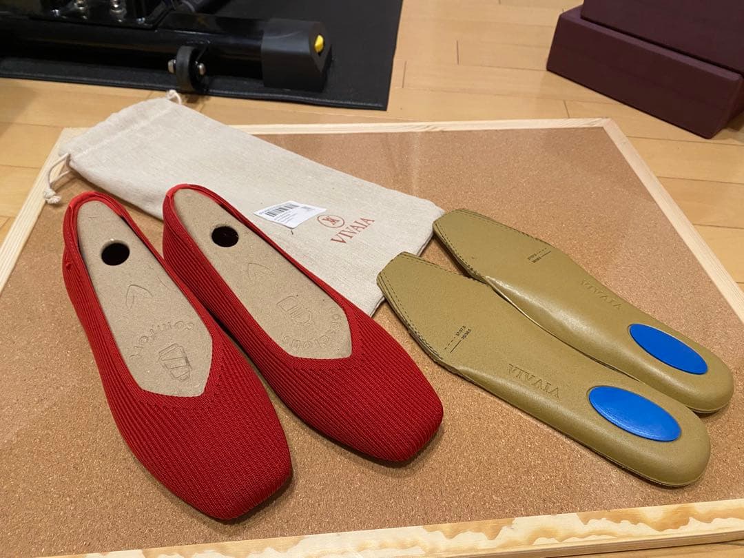 【値下げ不可】VIVAIA レッド フラットシューズ 23.5