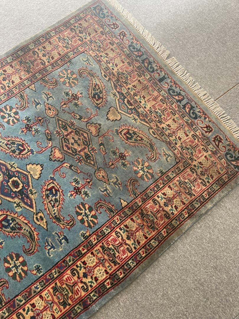 パキスタン手織り絨毯　 ウール　アクセントラグ 　size:132×81cm