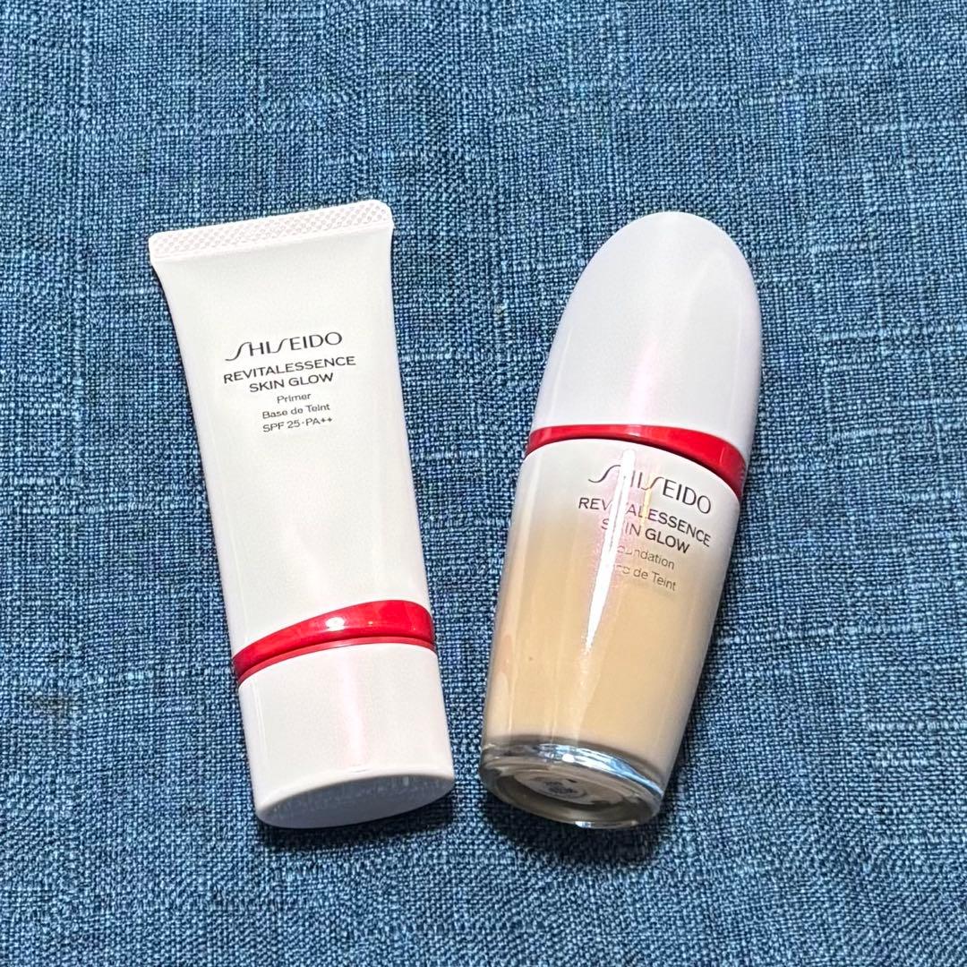 エッセンス スキングロウ プライマー エッセンス スキングロウ ファンデーション