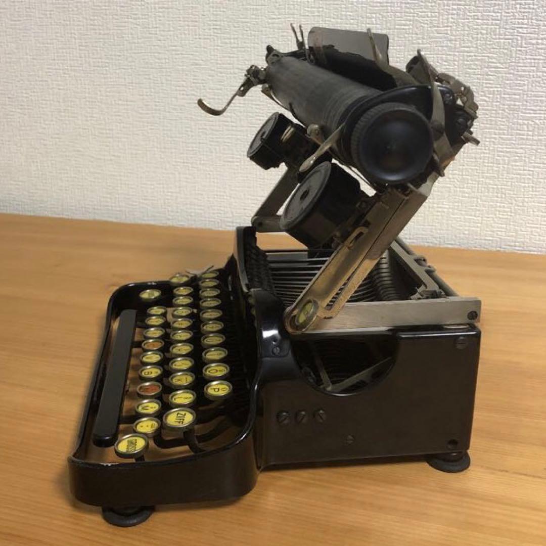 CORONA タイプライター　アンティーク