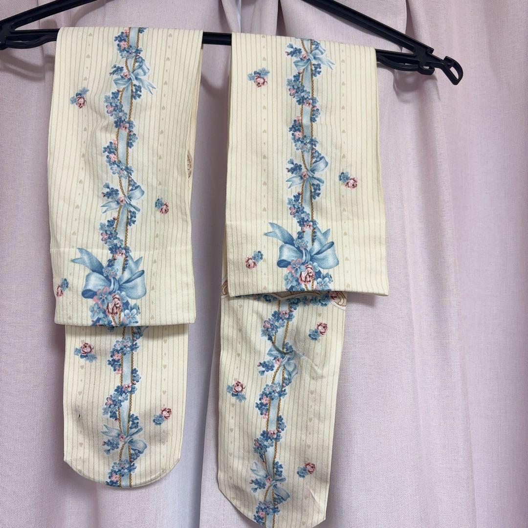 Innocent World 白と茶のうさぎのジャンスカ＆オーバーニーセット