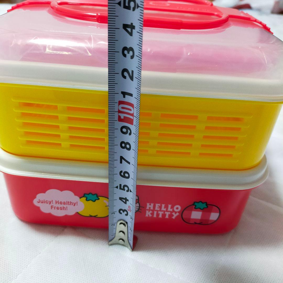 HELLO KITTY 2011年製　ランチボックス　レトロ弁当箱　ピクニック