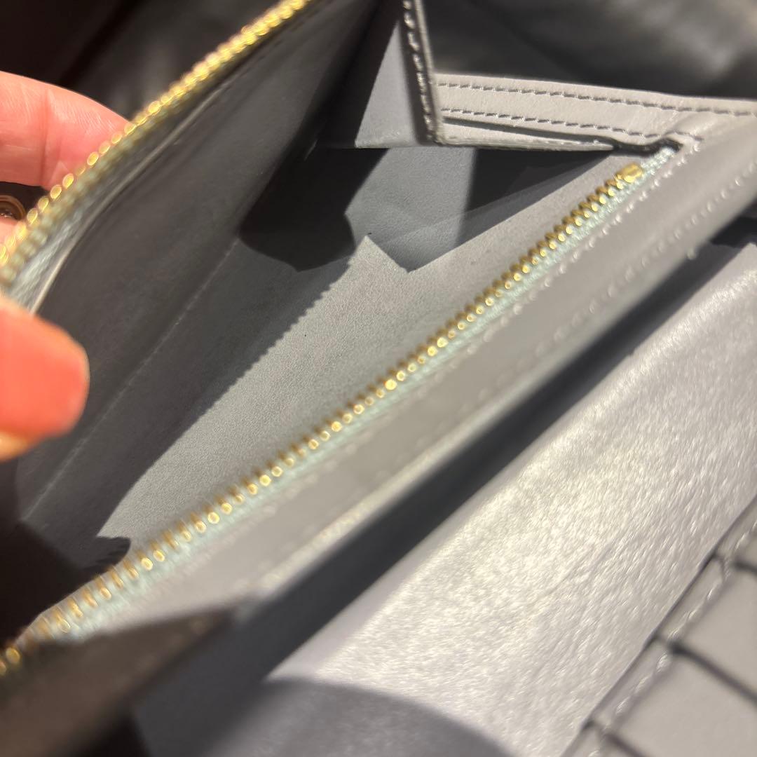 美品　CELINE グレー 二つ折り財布