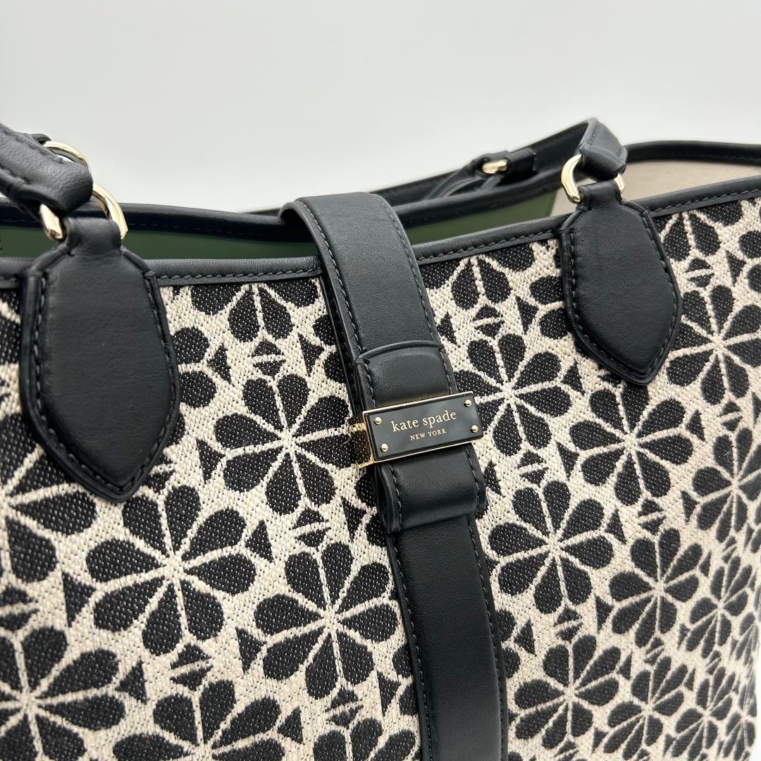 未使用　ケイトスペード　トートバッグ　花柄　ロゴ　ジャガード　A4◎　肩掛け◎