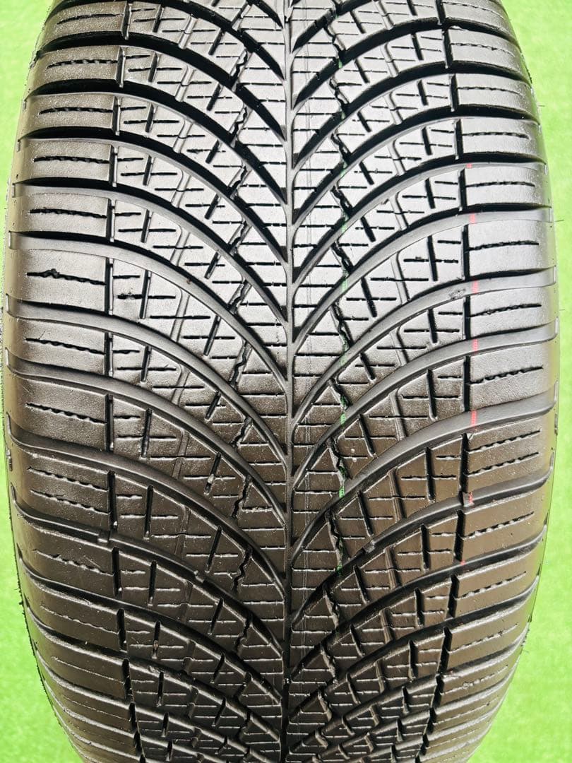 グッドイヤー ベクトル4シーズン. 225/45R17. 2024年フランス製。