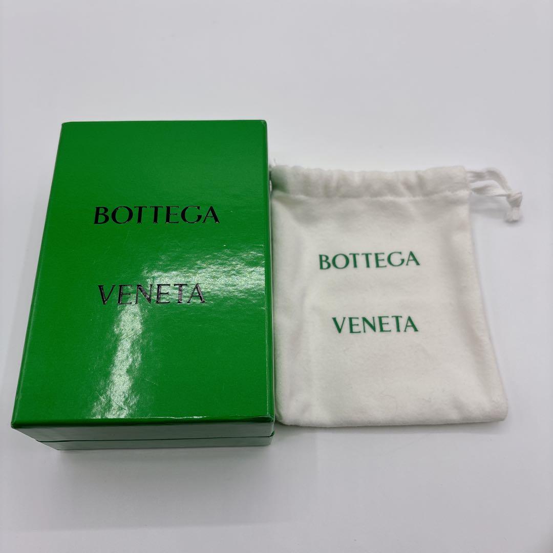 美品✨️ボッテガヴェネタ スモール カセット 二つ折りファスナーウォレット