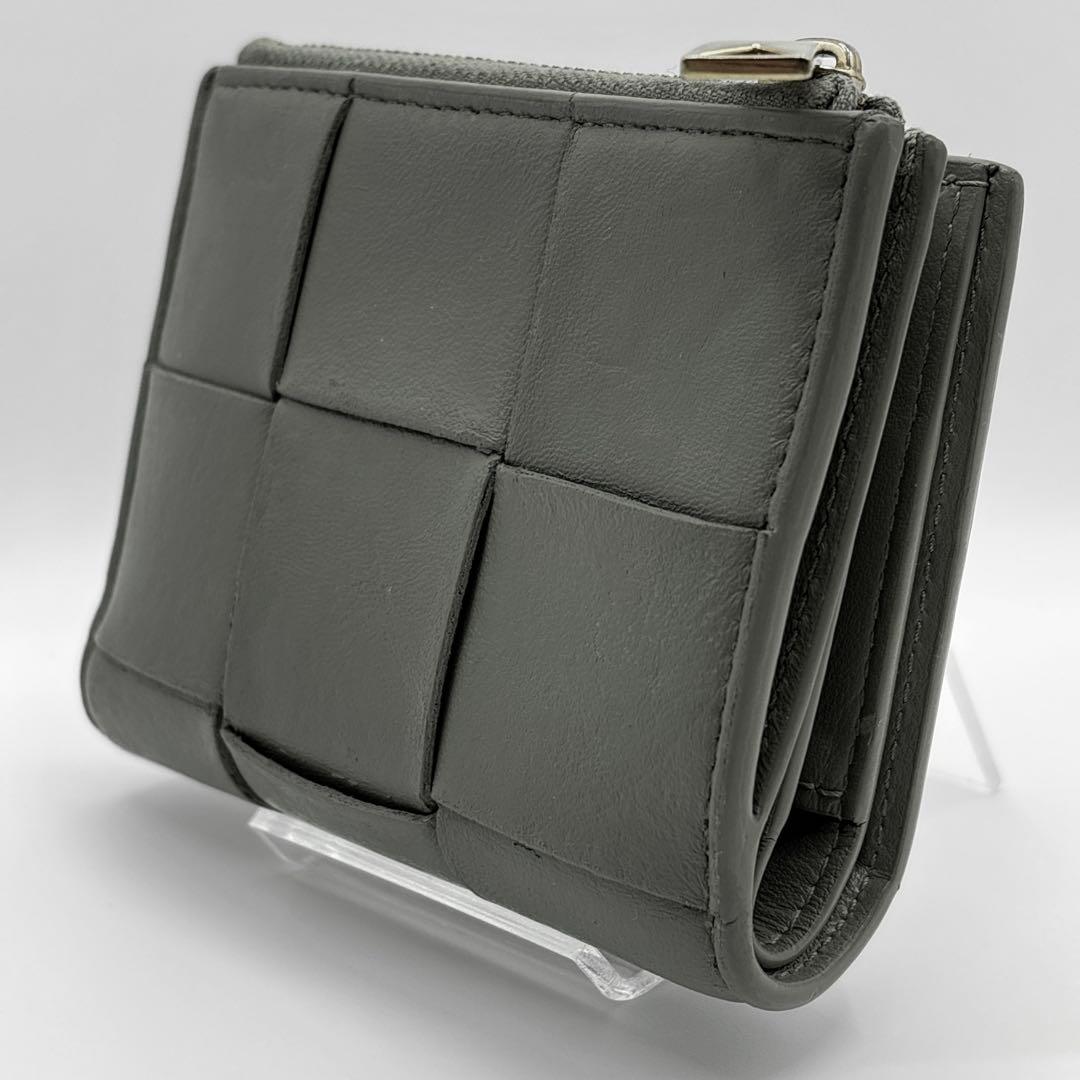 美品✨️ボッテガヴェネタ スモール カセット 二つ折りファスナーウォレット