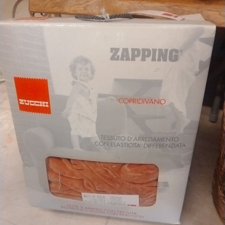 ZUCCHI ZAPPING コプリディバノ ソファカバー