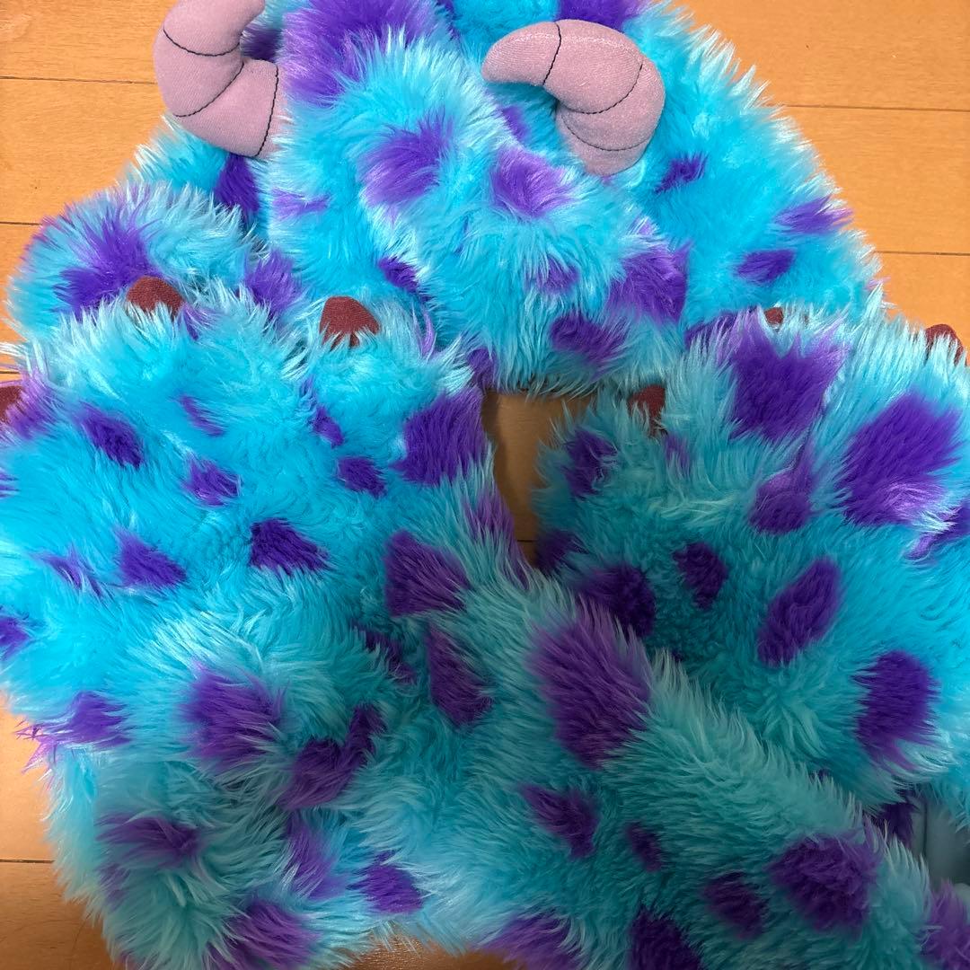 ディズニー モンスターズ・インク サリー　マフラーファンキャップ