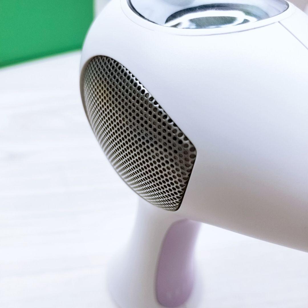 最新モデル☺ほぼ未使用 トリア パーソナルレーザー 4X Tria 脱毛器