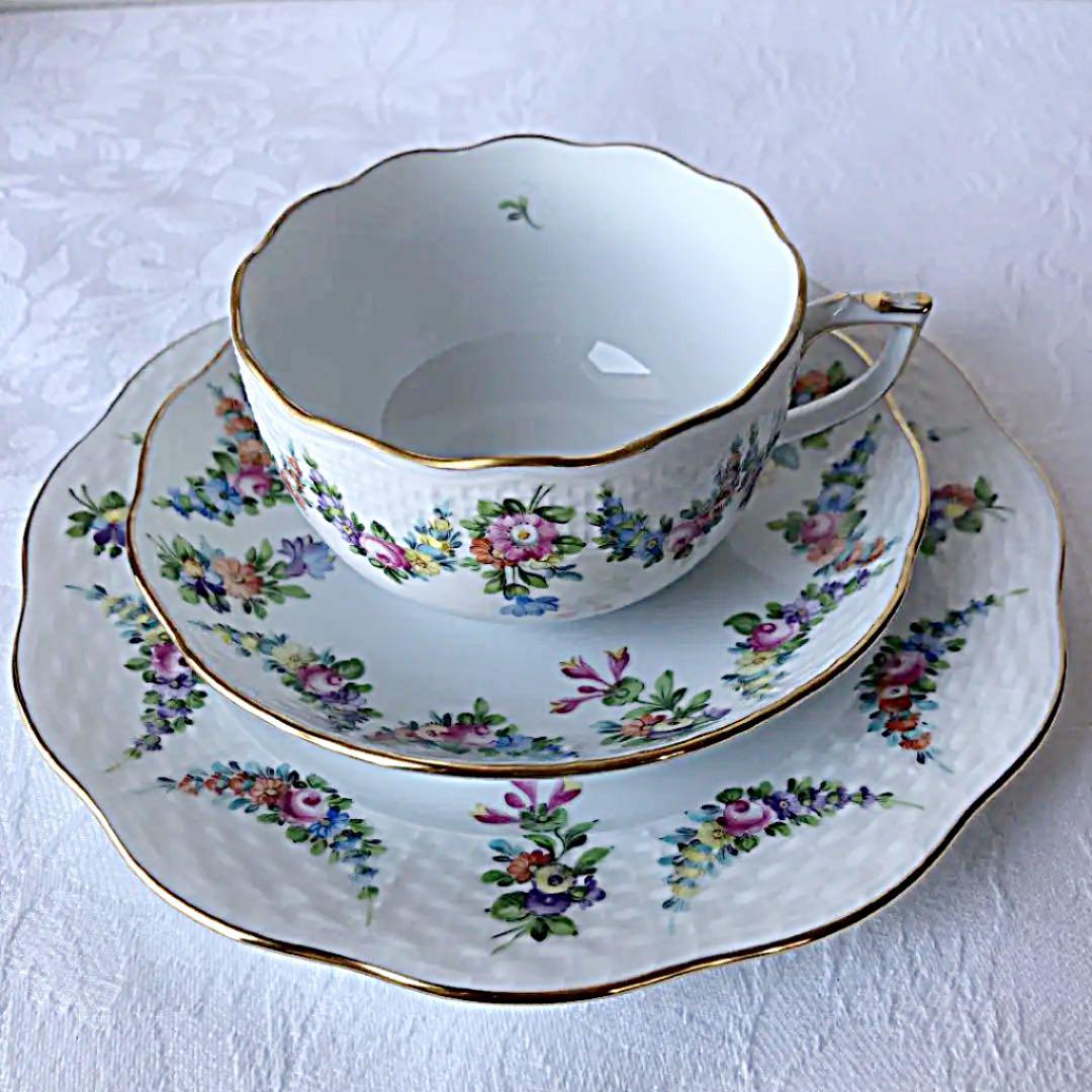 未使用　手描き　ヘレンド　リヒテンシュタインブーケ　カップ＆ソーサー＆プレート