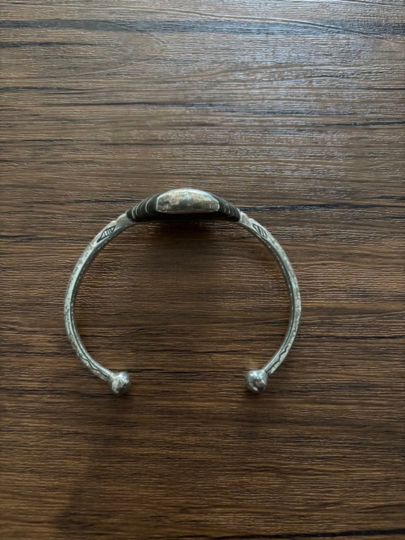 シルバー バングル touareg