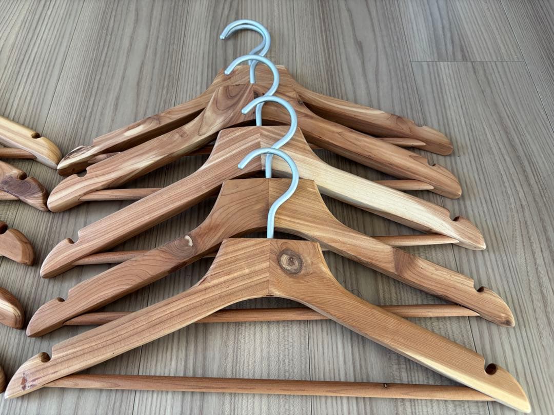 無印良品　レッドシダーハンガー　10本セット