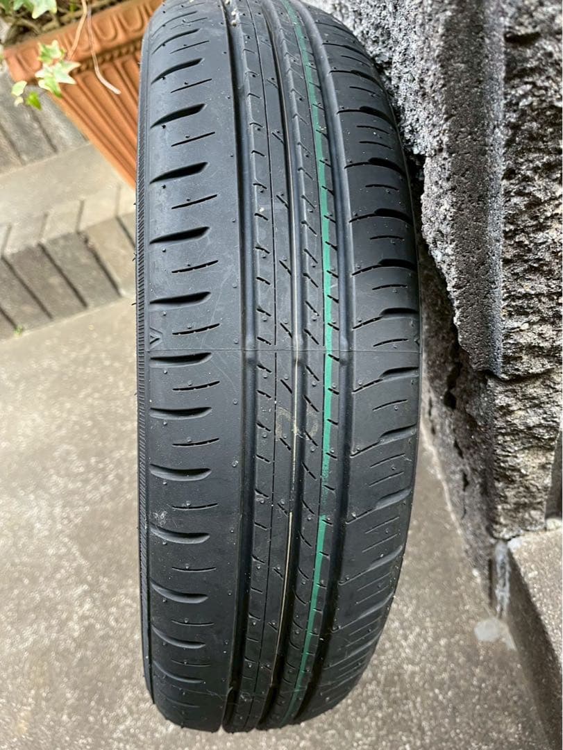 (未使用品)DUNLOP 14インチタイヤ　ノーマル