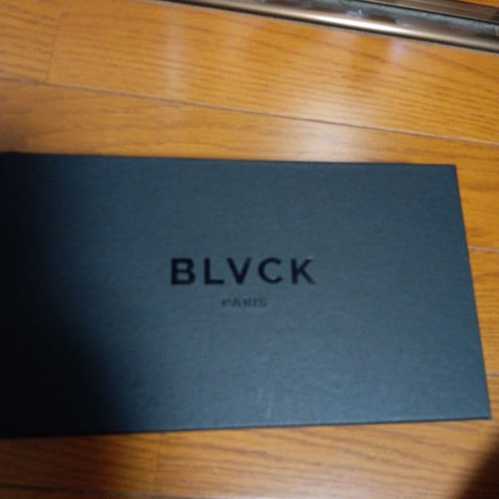 BLVCK PARIS ブラック 長財布