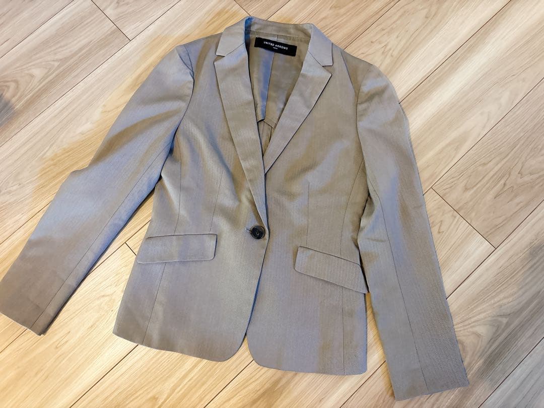 3点セット　UNITED ARROWS ベージュパンツスーツ　スカート