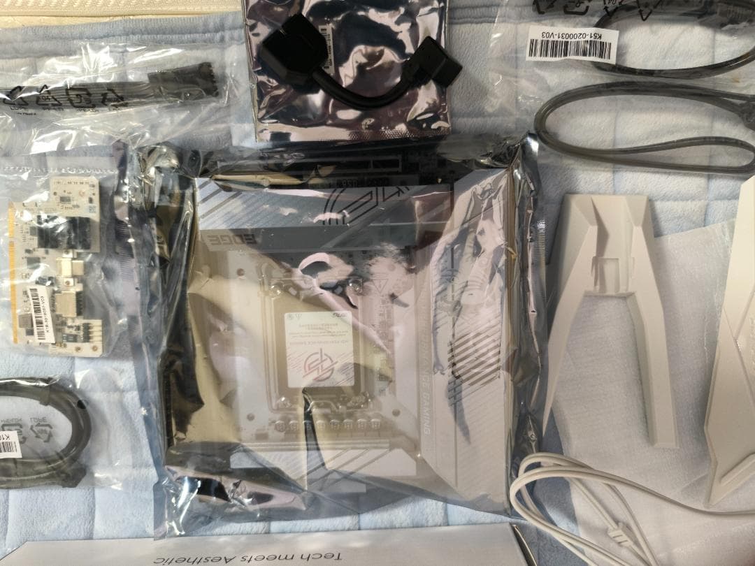 MSI MPG Z890I EDGE TI WIFIMini-ITXマザーボード