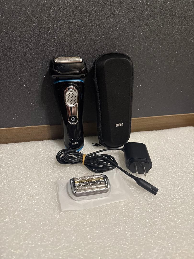 最高峰 シリーズ 9新品替刃付 ブラウンシェーバー WET&DRY 高級感◎ ③