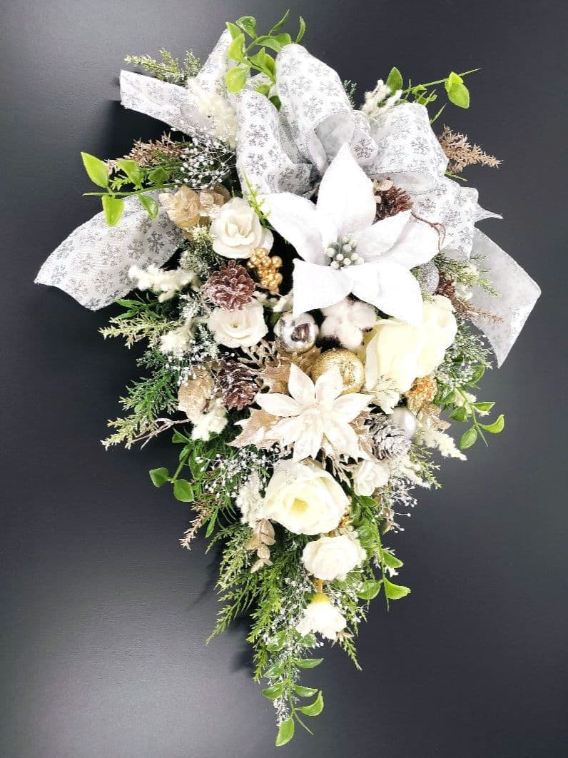 商品名【六花】ゆきこ❤️ポインセチアとローズのクリスマスリース