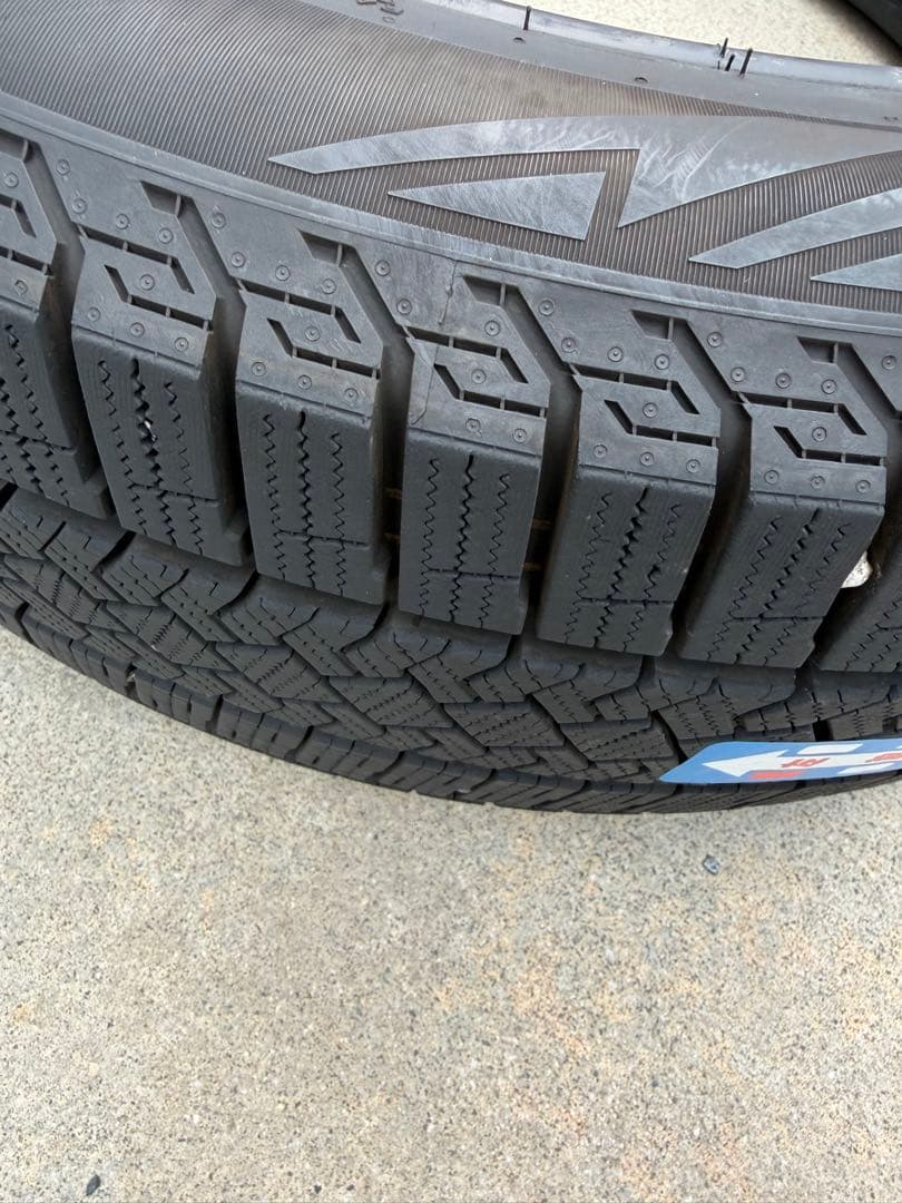 スタッドレス　255/45R20 ピレリ　2023年　極美　４本