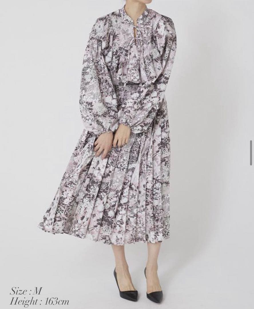 新品タグ付セブンテンseventenbymihokawahitoプリーツスカート