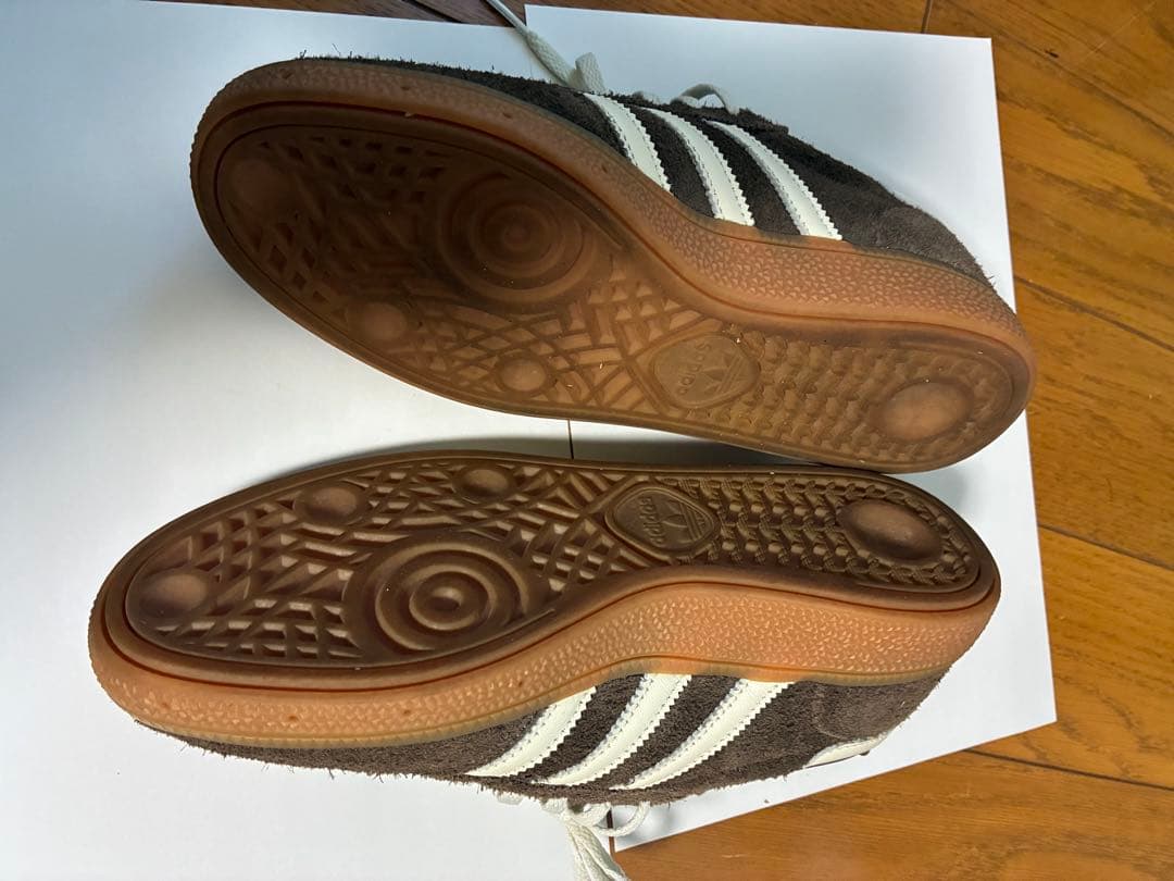 アディダス オリジナルスHANDBALL SPEZIAL