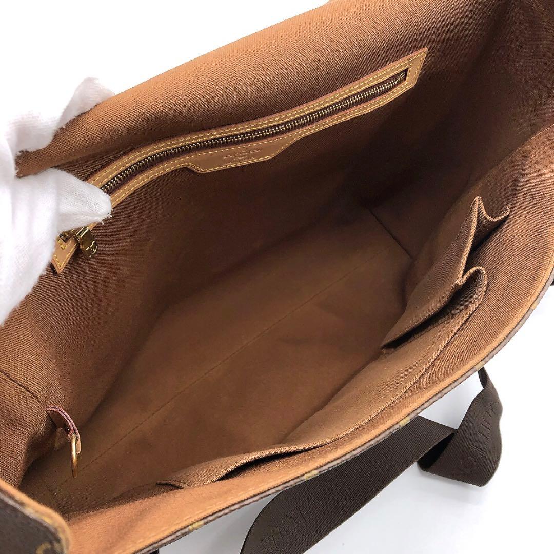 【LOUIS VUITTON】アベス　メッセンジャーバッグ　モノグラム　A4