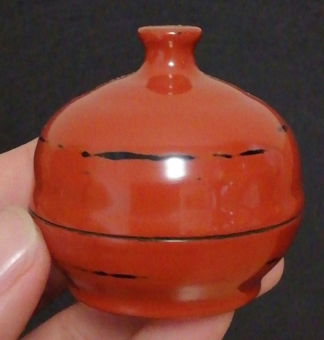 磯矢阿伎良作　朱塗　根来　香合　共箱　略歴付　茶道具