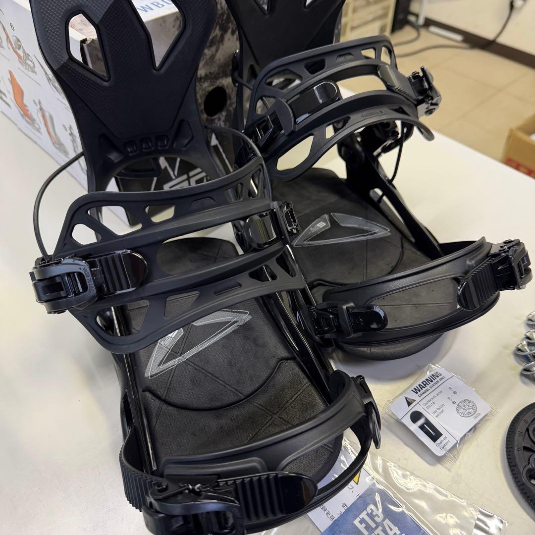 SP BINDINGS　PRIVATE ME マルチエントリ　リアエントリ　M