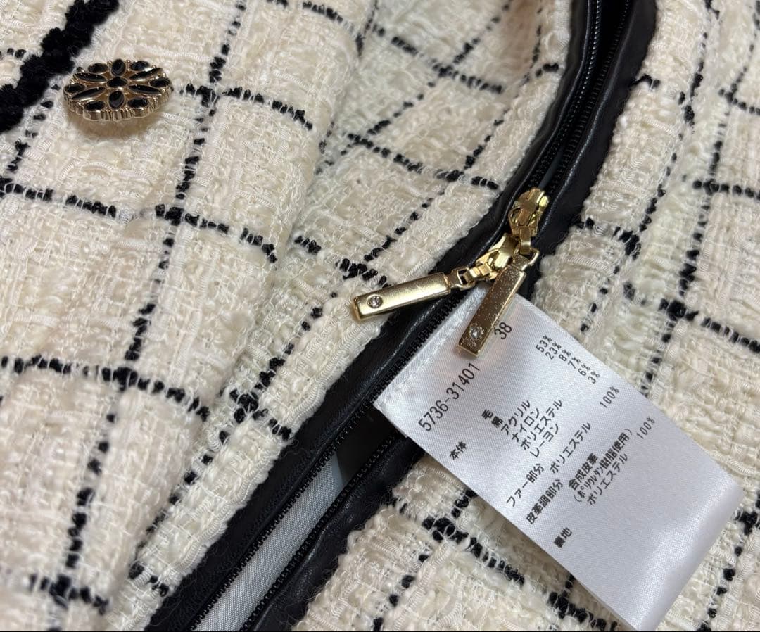 新品✨MORABITO ✨ファー付モラビトスペルケープ風ジャケット✨ハーフコート