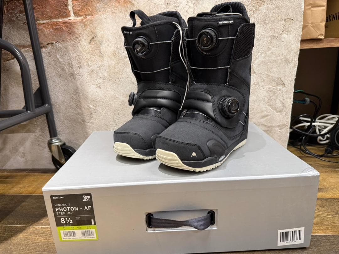 【新品】BURTON PHOTON-AF 26.5cm 8.5 ステップオン