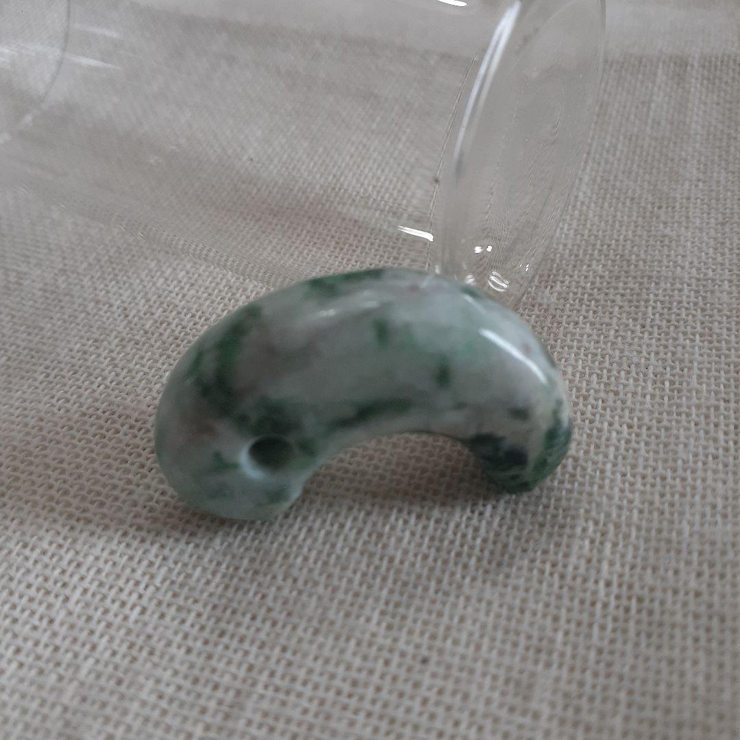 糸魚川翡翠勾玉