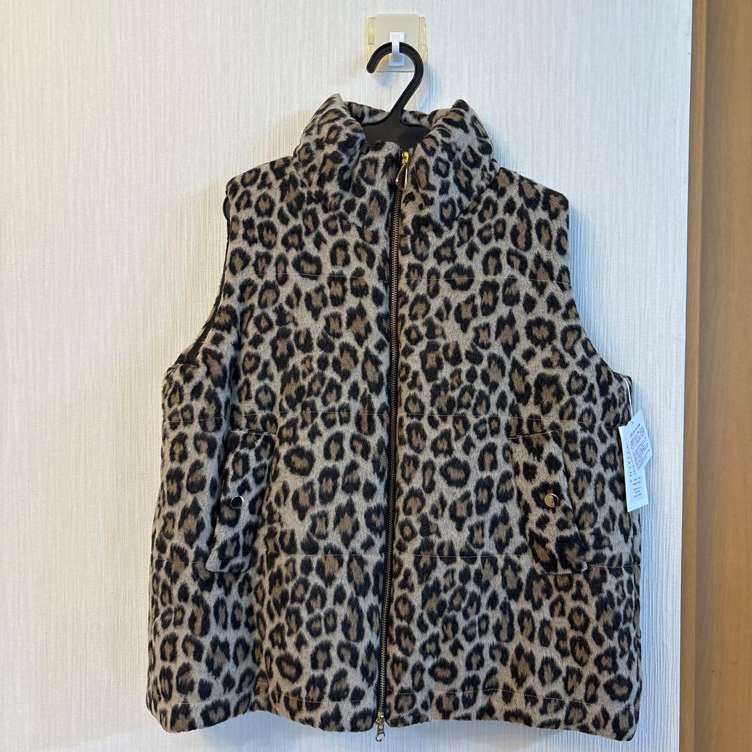 ピロッピ 新品未使用！Margaux vintageヒョウ柄 ダウンベスト