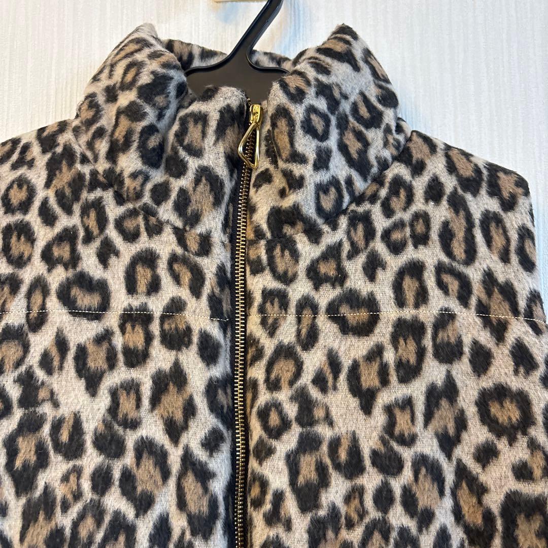 ピロッピ 新品未使用！Margaux vintageヒョウ柄 ダウンベスト