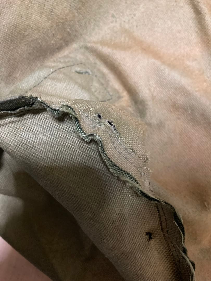 売り切り価格　米軍実物　シュラフ　スリーピングバッグ　中綿入り　ダッフルバッグ付