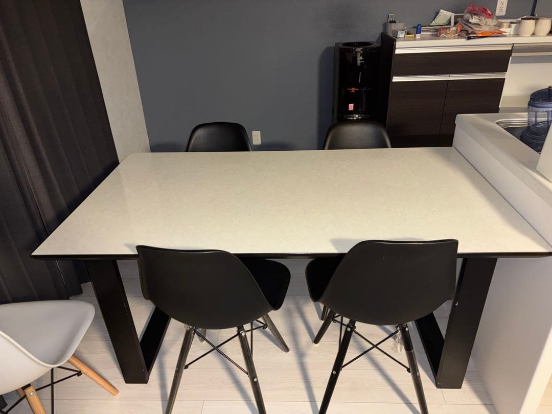 ホワイト長方形ダイニングテーブル