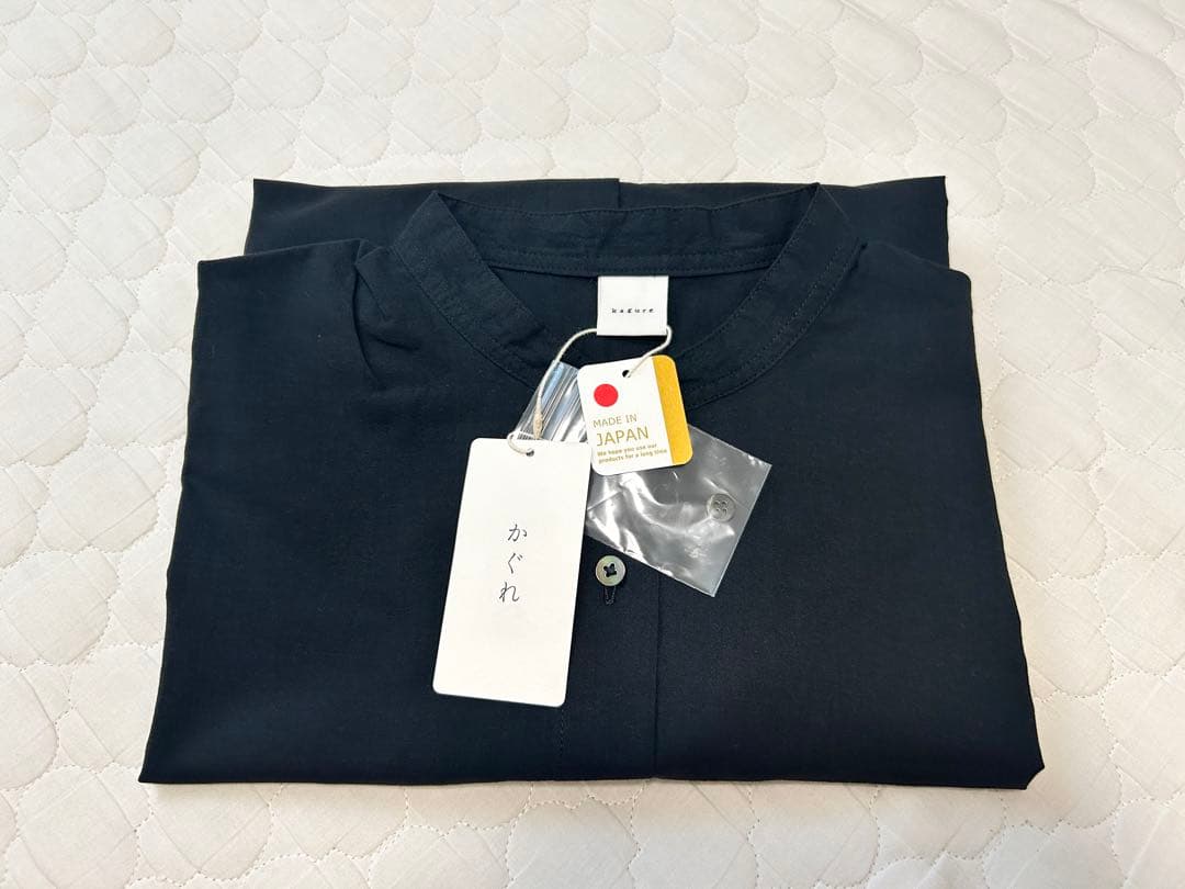 新品　今季　かぐれ　コットンスクエアポンチョシャツ 2025年春夏　ブラック　綿