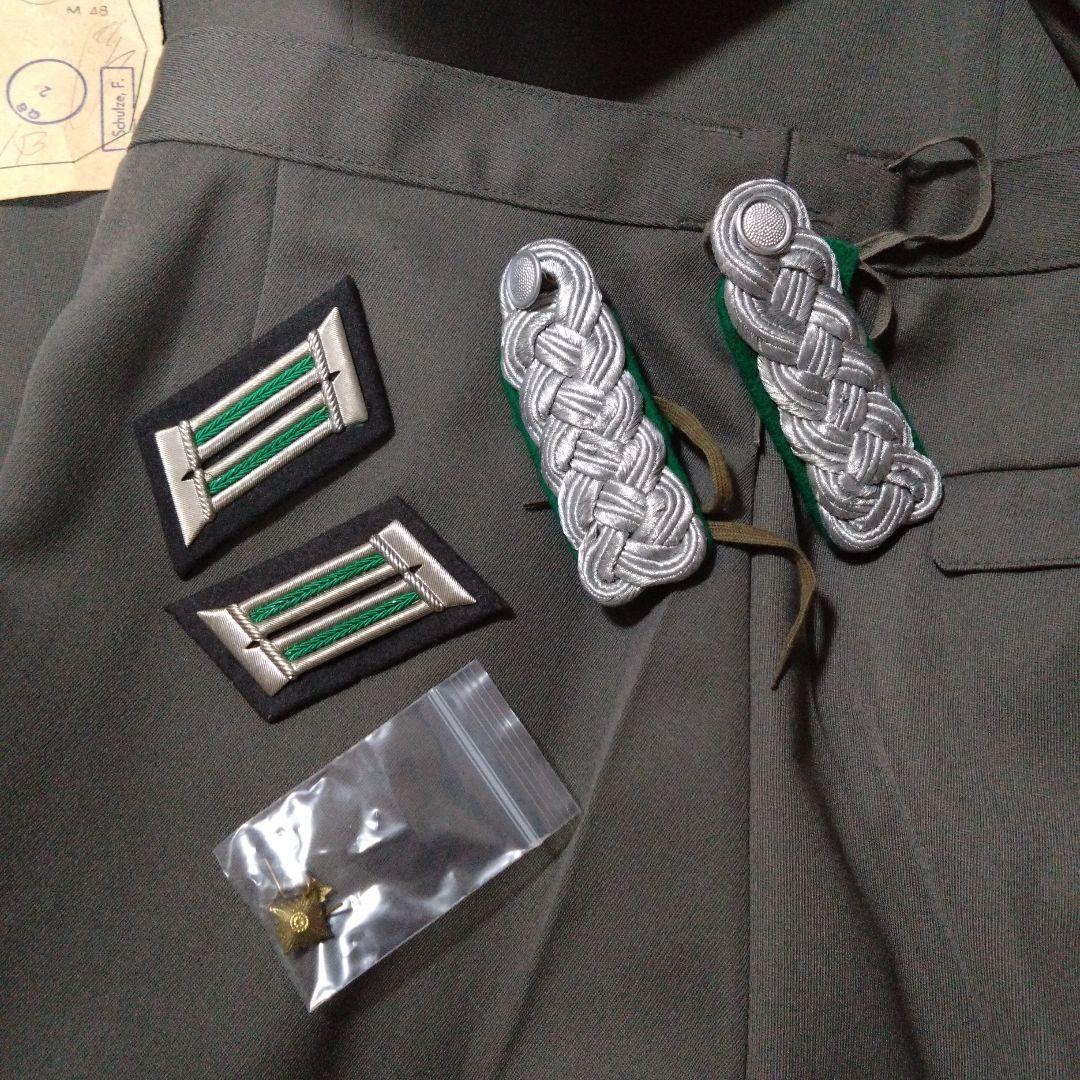 東ドイツ軍　国境警備隊将官用制服セット未使用品