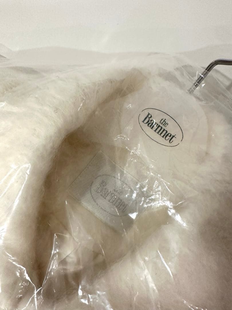 【新品】The Barnnet シャギーコート　ブランドロゴ入りハンガー付き