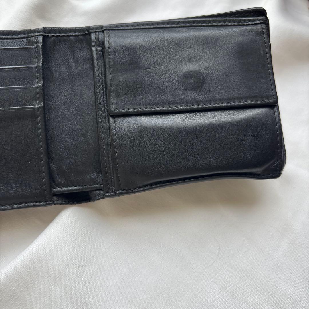 BOTTEGA VENETA（ボッテガヴェネタ）二つ折り財布 ブラック