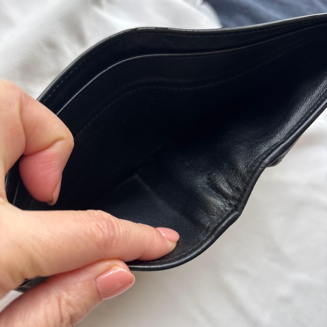 BOTTEGA VENETA（ボッテガヴェネタ）二つ折り財布 ブラック