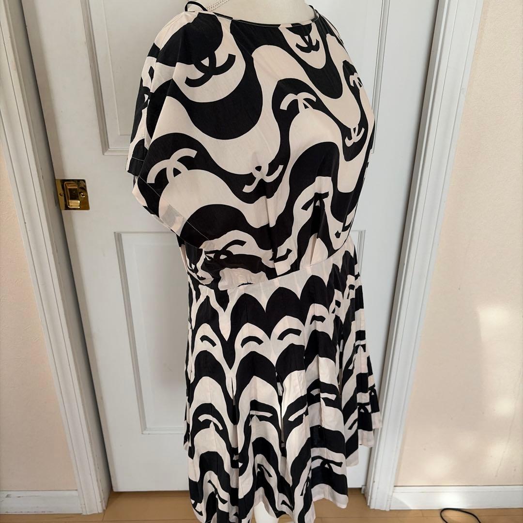 シャネル　CHANEL波模様フレアワンピース