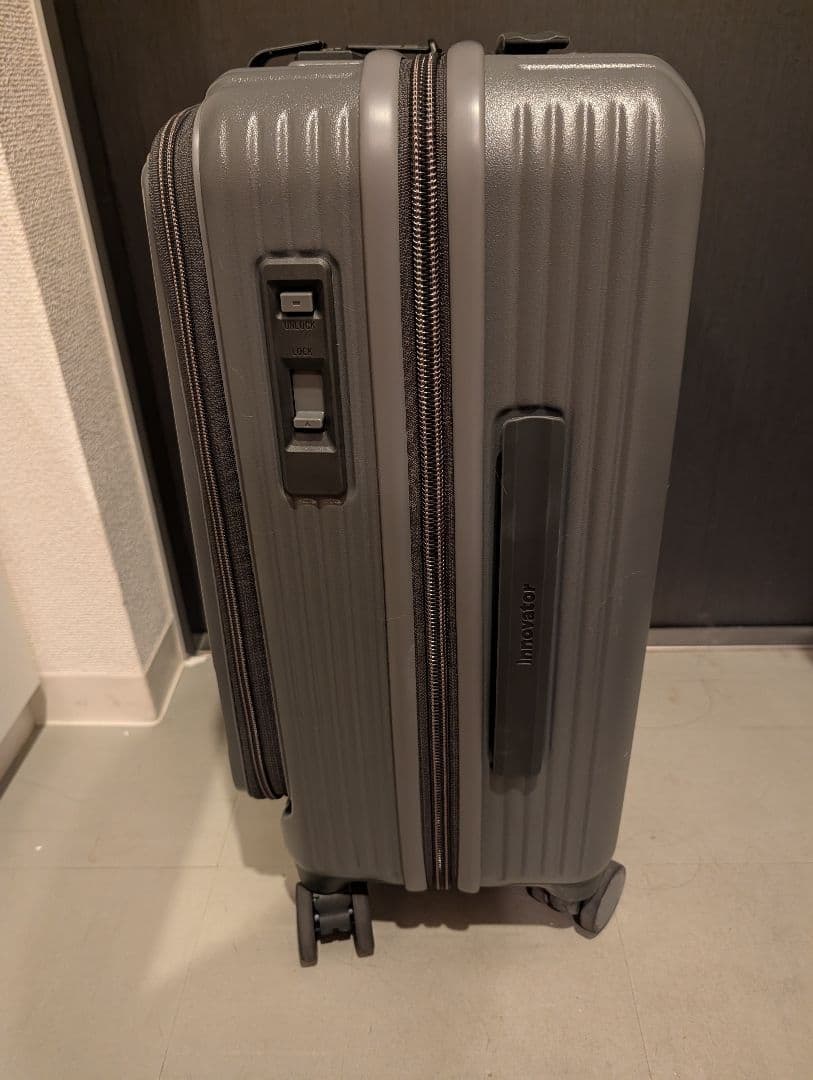 【美品】INV50 38L スチールグレー イノベーター スーツケース